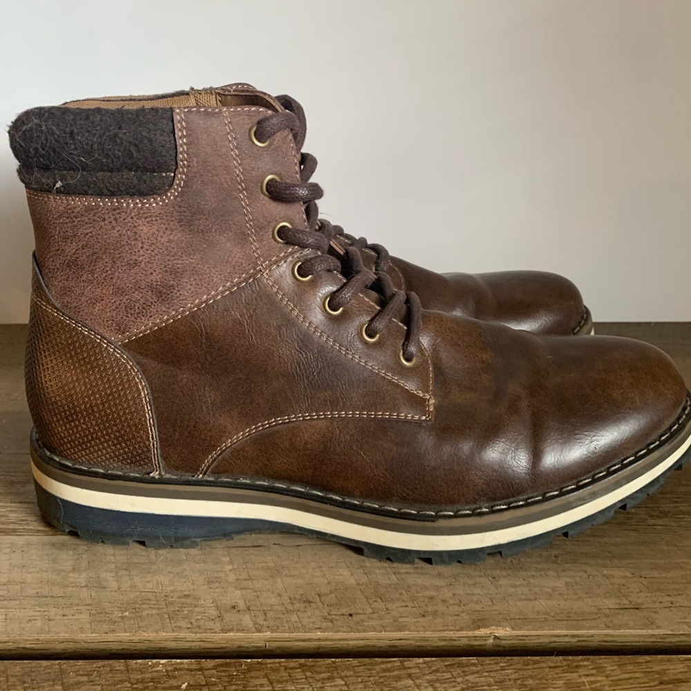 R2 MENS BROWN VEGAN LEATHER LACE UP BOOT SZ 10 1/2